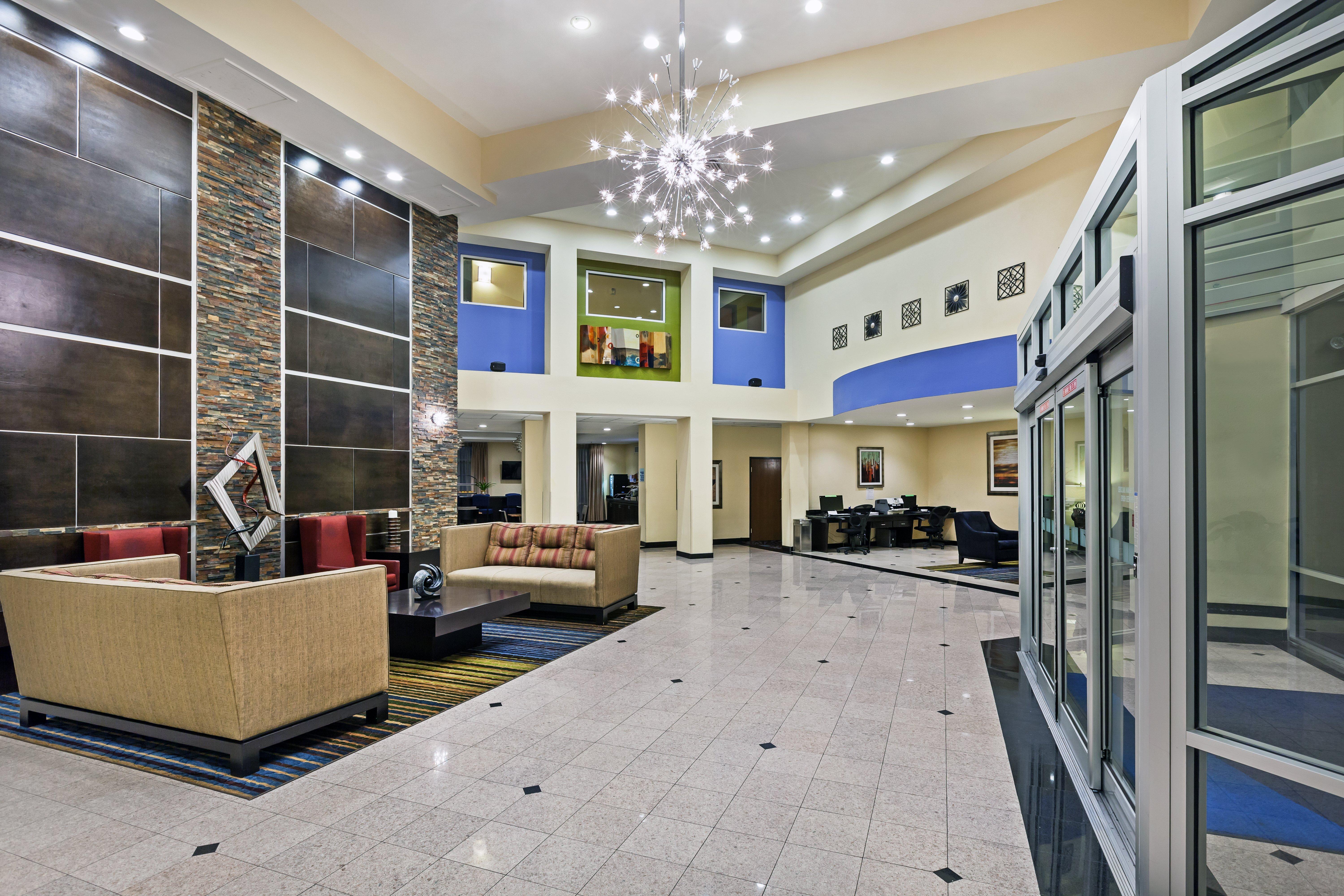 Express & Houston-downtown Convention Center By Ihg Houston