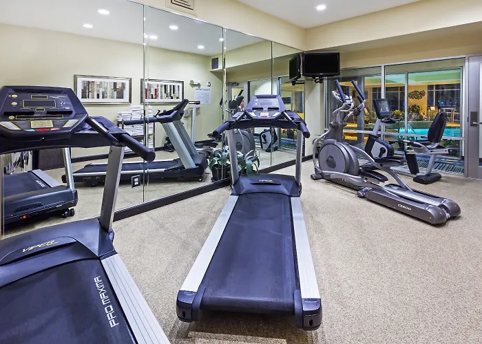 Holiday Inn Express Hotel & Suites Houston-Downtown Convention Center By Ihg