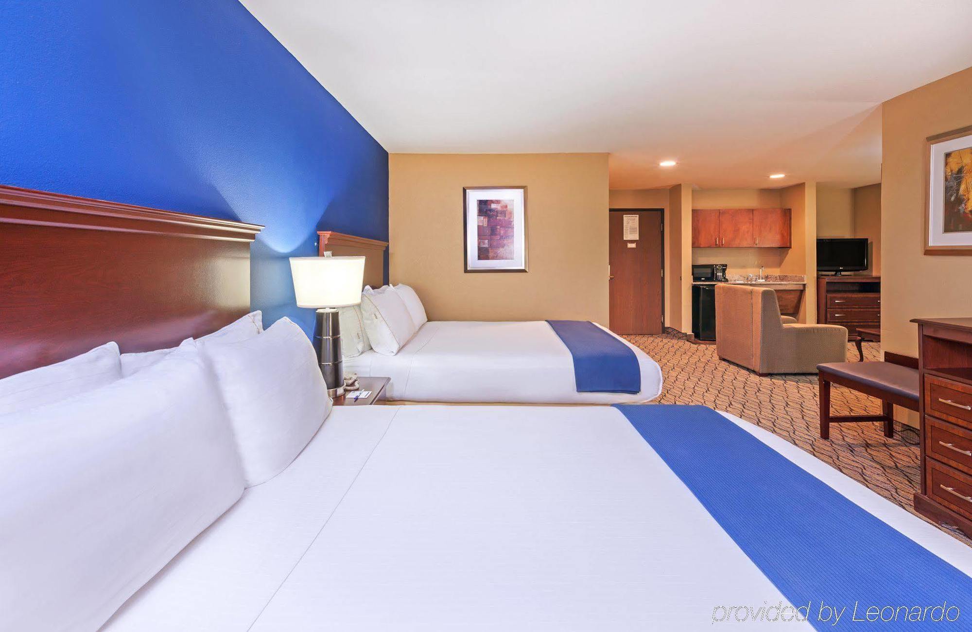 Express & Houston-downtown Convention Center By Ihg 3*